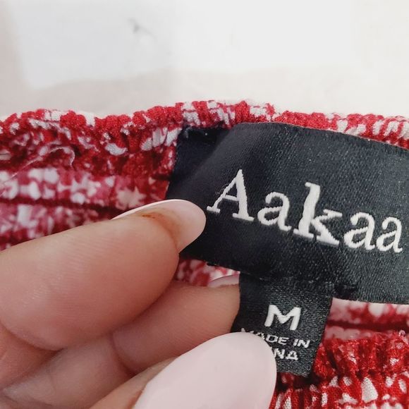 4x$25 Aakaa red floral  summer smocked ruffle straps top size Medium - Picture 3 of 7
